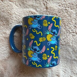 Stitch with pineapples coffee mug